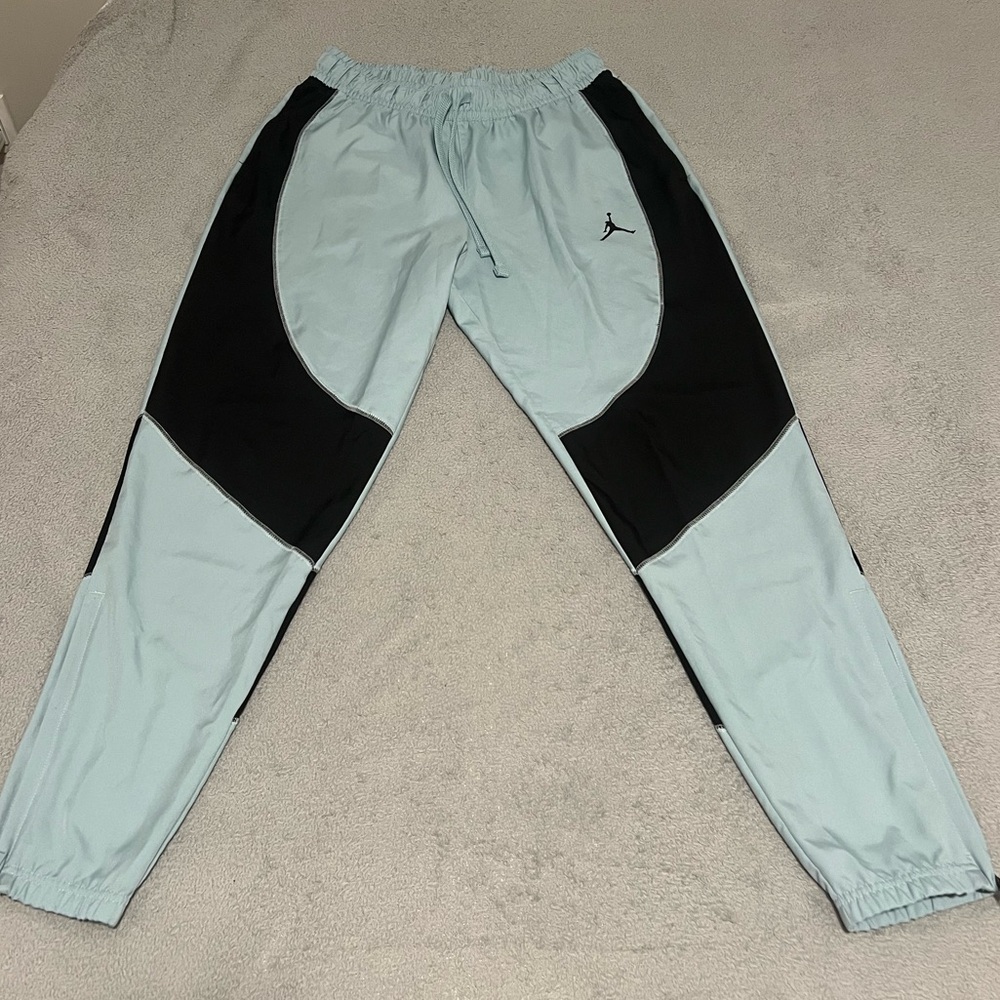 Jordan Sport Dri-FIT men’s woven pants
